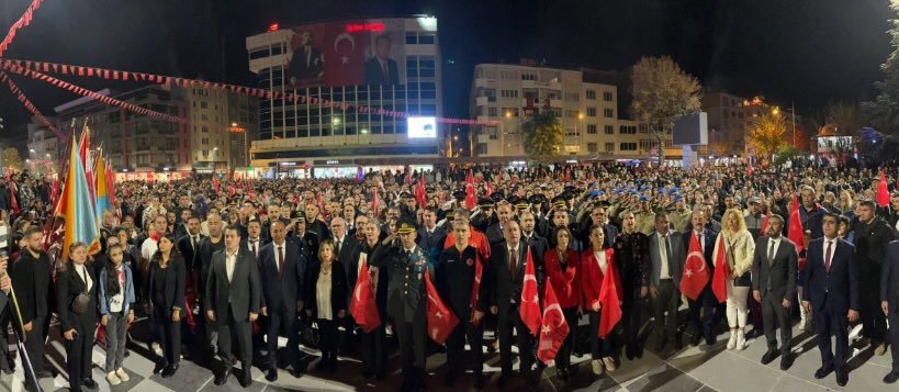 29 Ekim Cumhuriyet Bayramı Kutlamaları Fener Alayı Yürüyüşü 